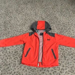 Boys Nike wind breaker. Size 6